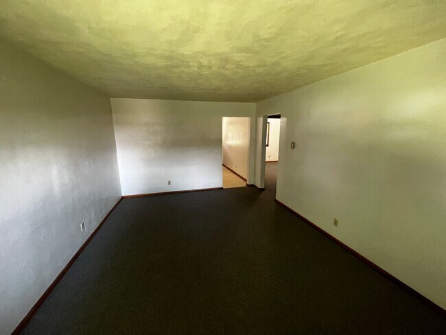 Foto del edificio - 620 McCann St