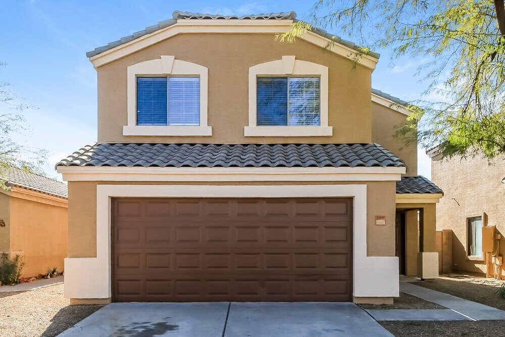 Primary Photo - 10849 E Arcadia Ave