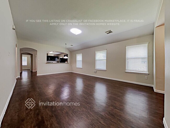 Foto del edificio - 21407 Palma Grove Way