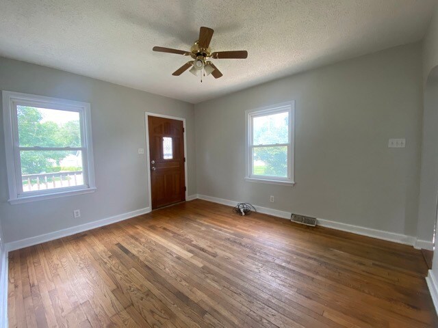 Foto del edificio - 1539 56th St