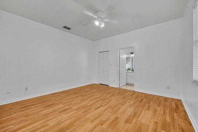 Foto del edificio - 453 Alston Dr