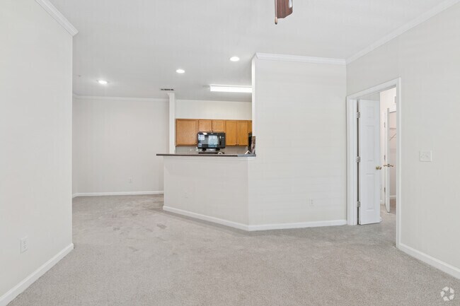 Bulloch, 2 habitaciones, 2 baños - 1175 pies cuadrados - Sala de estar - Walton Reserve