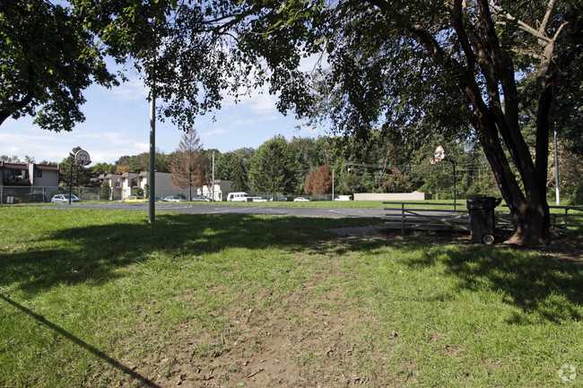 Foto del edificio - Country Commons Apartments