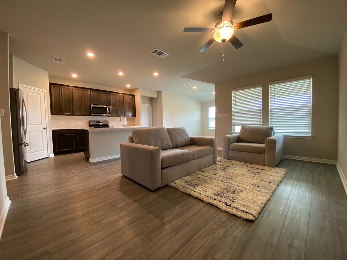 Primary Photo - 14413 Allard Dr