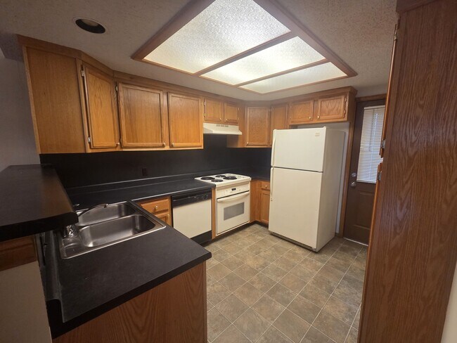 Foto del edificio - 2060 E Belmont St