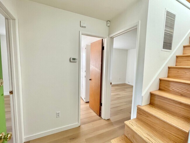 Foto del edificio - Bernal Heights 2Br House with Skylights, V...