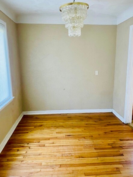 Foto del edificio - 21501 Pembroke Ave
