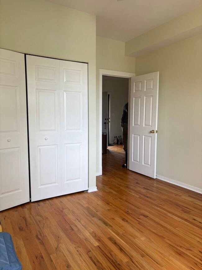Foto del edificio - 4309 N Troy St