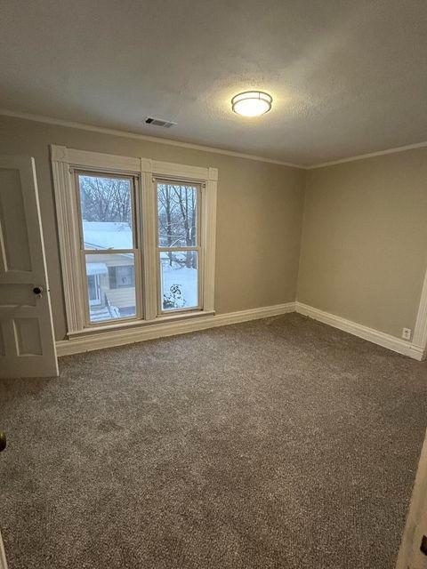 Foto del edificio - 253 S Greenwich St