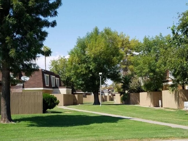 Photo - 3412 W El Caminito Dr Townhome