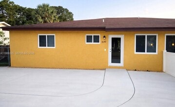 Building Photo - 1330 NW 7th Pl