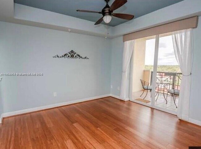 Foto del edificio - 9021 SW 94th St