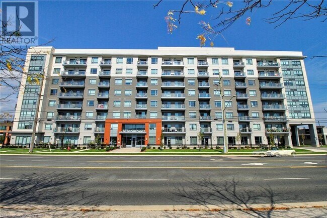Building Photo - 121 Hwy 8