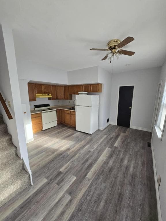 Building Photo - 124 W Smith St