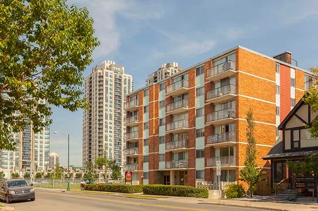 Photo - Camelot Suites Apartment