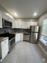 Building Photo - 36 Mahl Ave