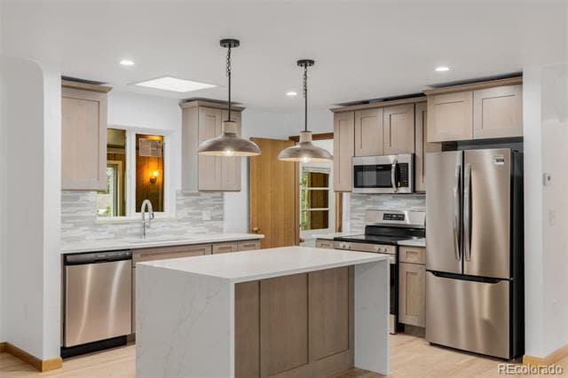 Building Photo - 6994 Teller Ct