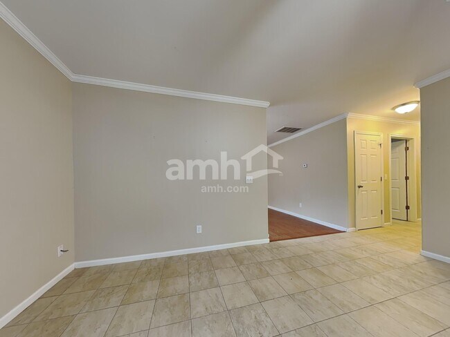 Foto del edificio - 412 Flint Dr