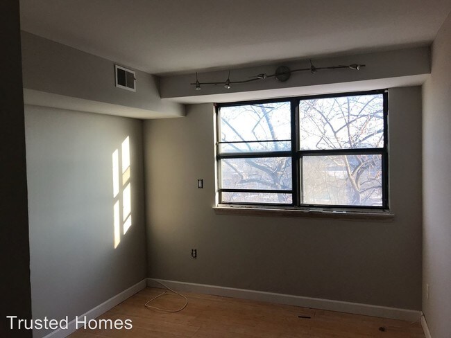 Foto del edificio - 3423 5th St SE