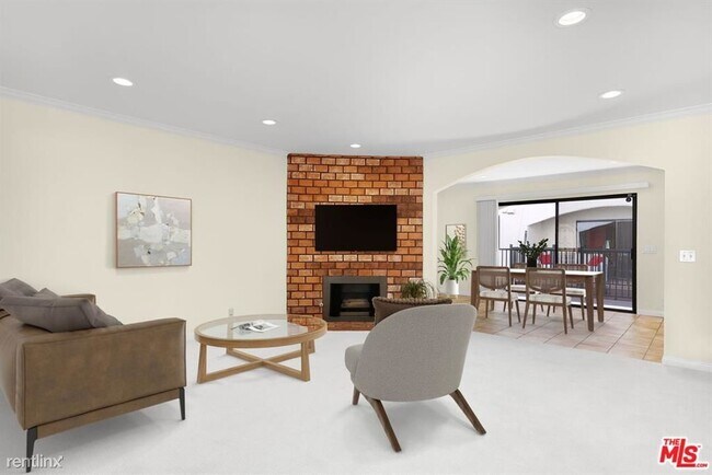 Building Photo - 3 br, 3 bath Condo - 4327 Duquesne Ave