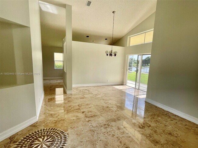 Foto del edificio - 808 Stanton Dr