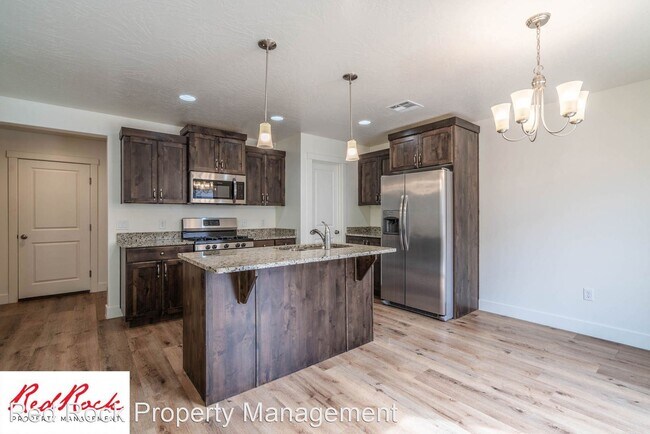 Building Photo - 4 br, 2.5 bath House - 3828 E Chevelle Ln