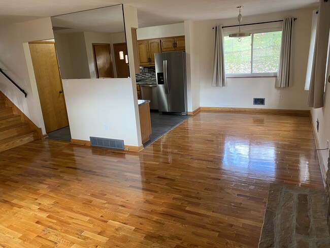 Dining room from living room - 1018 Rainbow Rd