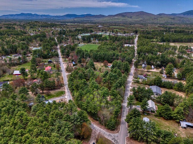 Foto del edificio - 61b Lovewell Pond Rd