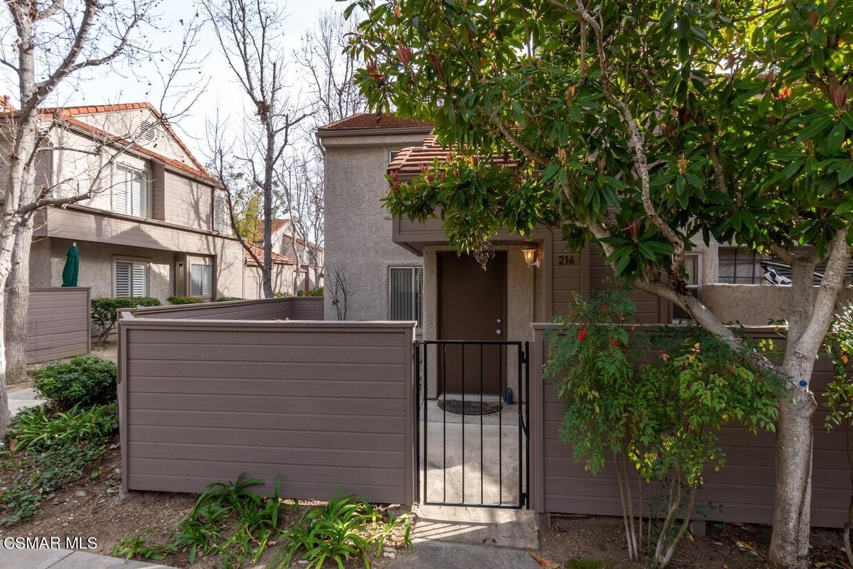216 Via Colinas, Westlake Village, CA 91362 Townhome Rentals in