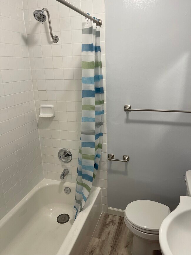 Building Photo - 4321 Inglewood Blvd