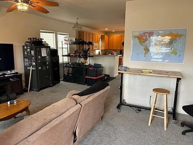 Foto del edificio - 3 Bed | 2.5 Bath Townhome In School District #2