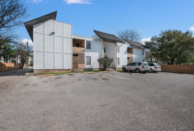 404 E Park Ave Unit 11, San Antonio, Tx 78212 - Apartments In San 