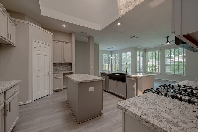 Foto del edificio - 14323 Floret Estates Ct