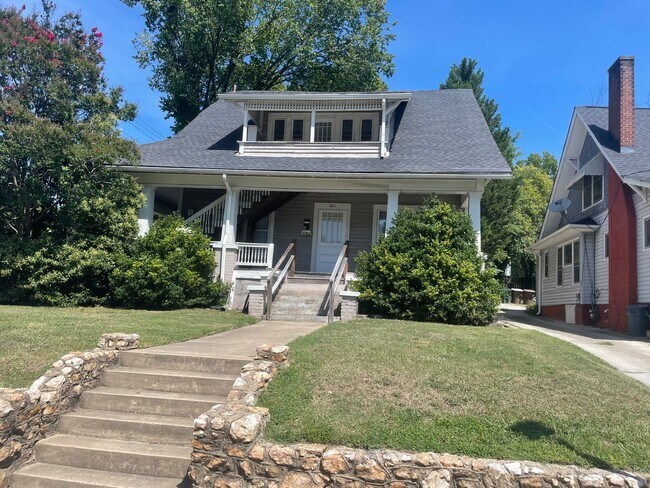 Foto del edificio - 612 Guilford Ave