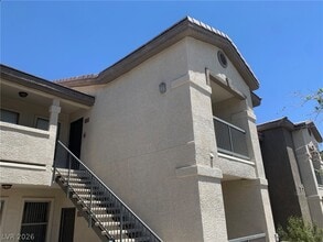 Building Photo - 8000 W Badura Ave