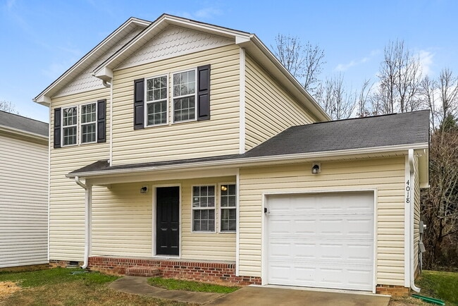 Building Photo - 4018 Mountainridge Dr