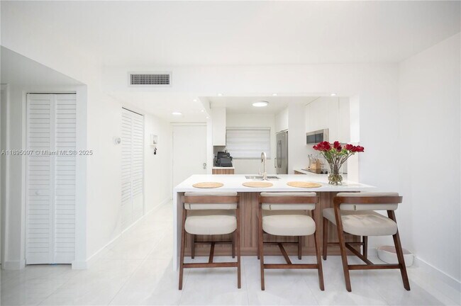 Photo - 10875 SW 112nd Ave Apartment