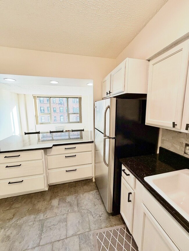 Foto del edificio - 1550 N Lake Shore Dr