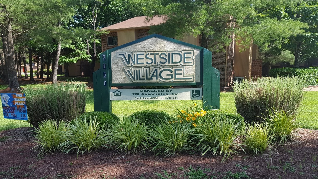 Foto principal - Westside Village Apartments