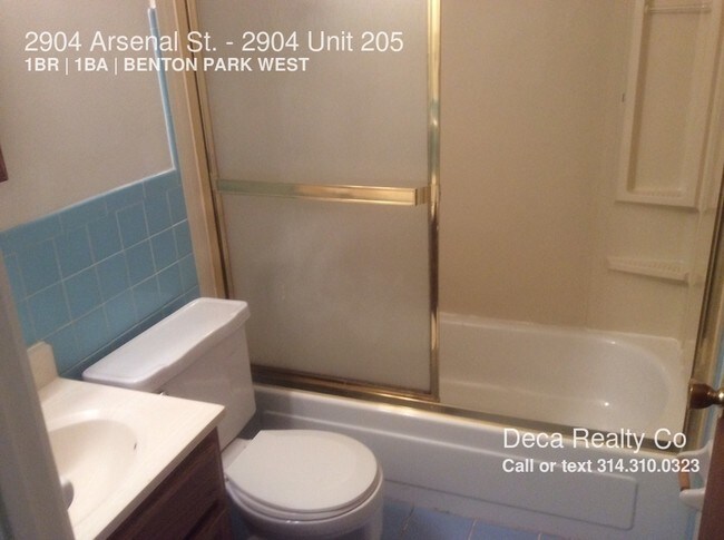 Building Photo - 2904 Arsenal St