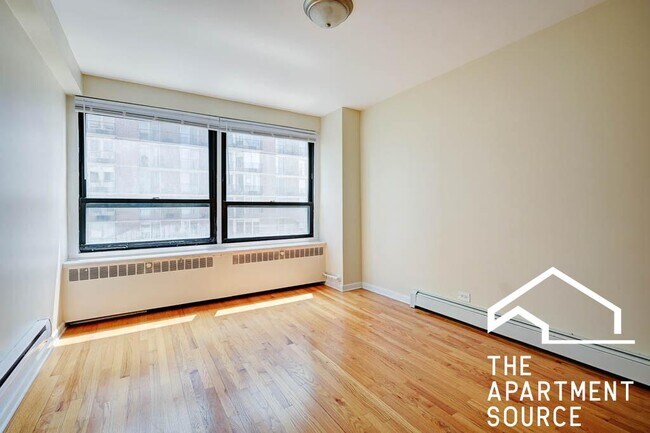 Building Photo - 4180 N Marine Dr