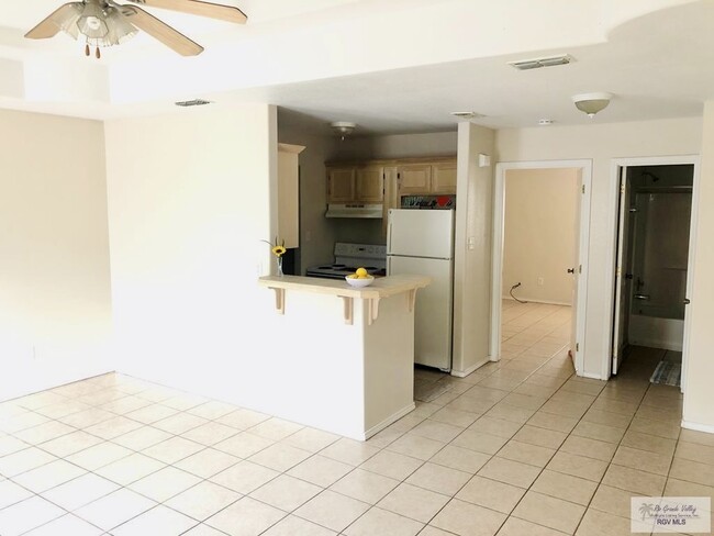 Building Photo - 2510 Chuparosa Ct