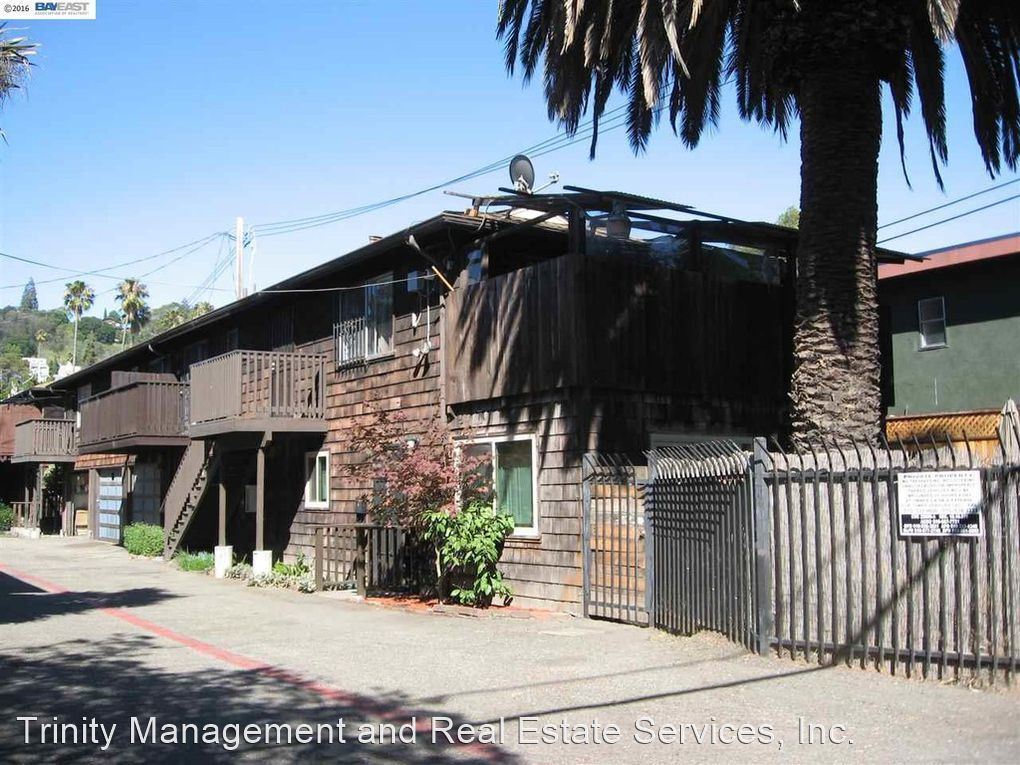 Primary Photo - 6630 MacArthur Blvd
