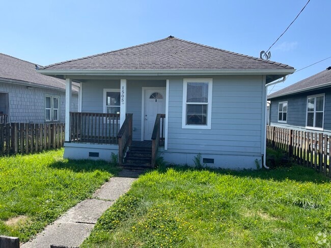 Building Photo - 1505 Bay Ave