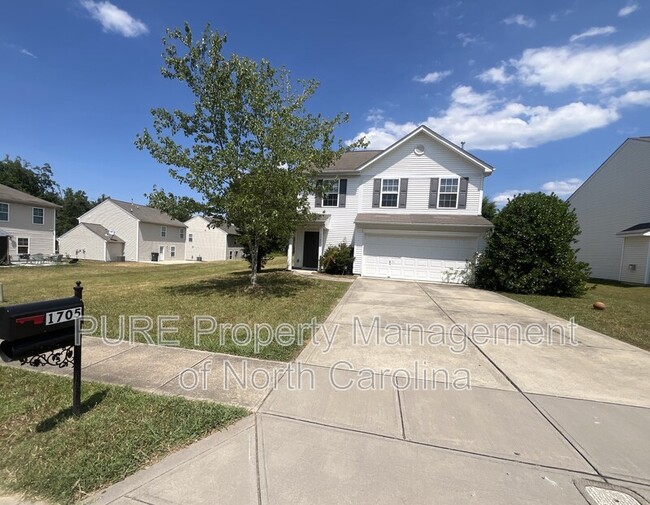 Building Photo - 1705 Ledson Ct