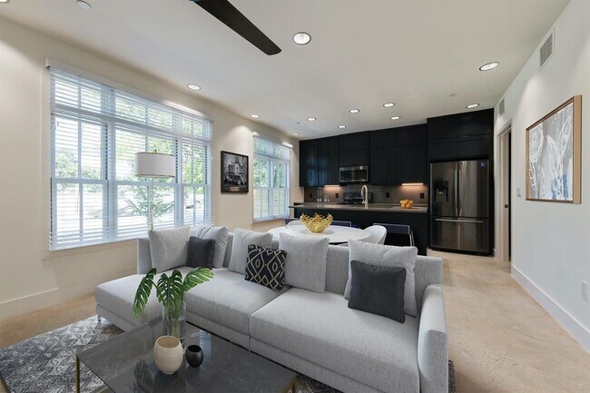 Foto del edificio - 408 W 38th St