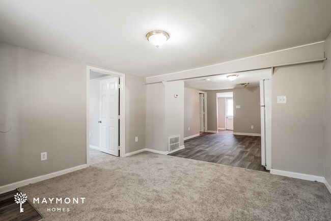 Building Photo - 208 Bagwell St