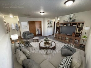 Building Photo - 2580 5th St W
