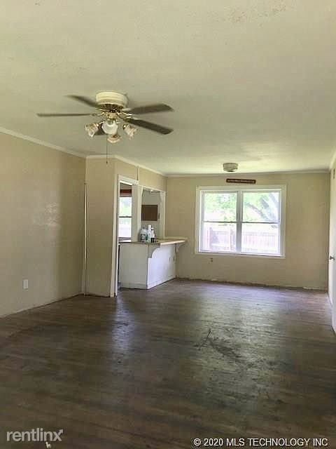 Building Photo - 3 br, 1 bath House - 1104 Lewis St