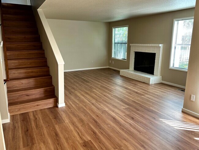 Foto del edificio - 17170 SW Ivy Glenn St